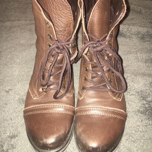 Steve Madden “Fame Combat” Boots - Brown - Picture 1 of 4